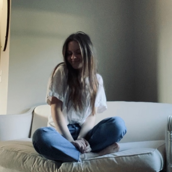 Meet your Posher, Ava - Picture 1 of 1